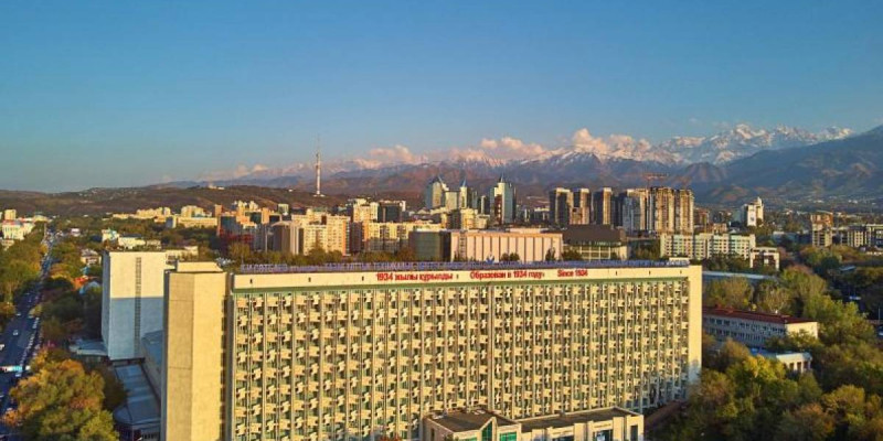 Қырғыз делегациясы Сәтбаев атындағы Қазақ ұлттық техникалық зерттеу университетін аралады