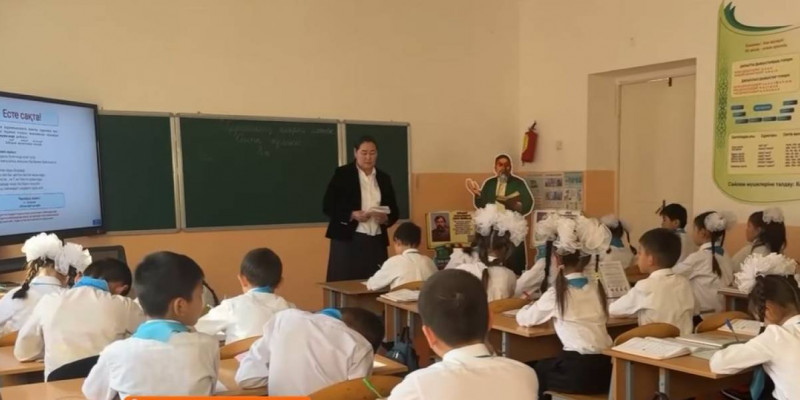Түркістан облысында бір сыныпта 24 солақай бала оқиды