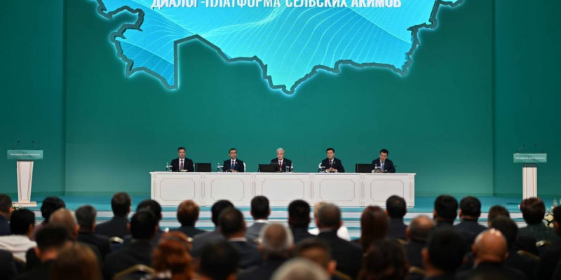 Тоқаев: Цифрлық Қазақстанды ауылдар мен ауылдық округтерсіз құру мүмкін емес