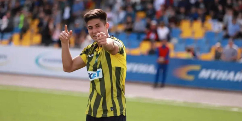 Дастан Сәтпаев Чемпиондар лигасының тарихына енді