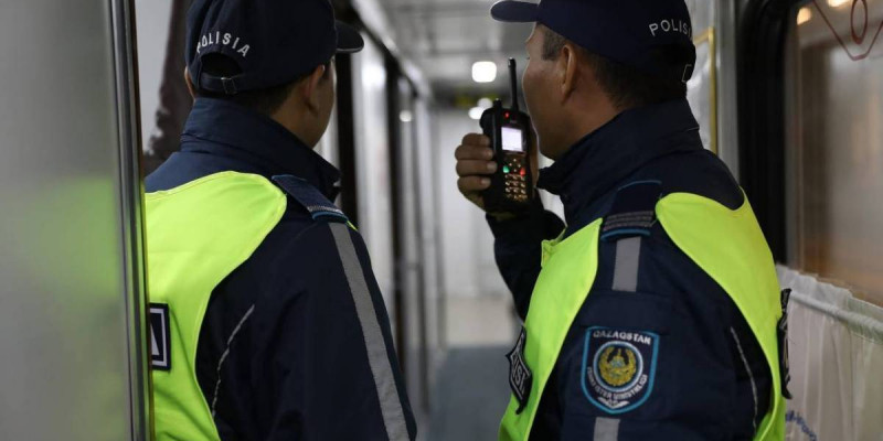 Елге заңсыз әкелінген 500-ден астам діни кітап тәркіленді