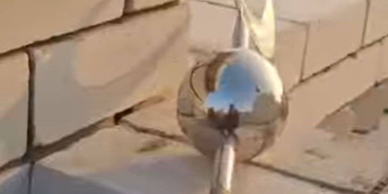 Атыраудағы зиратта құлпытастарды қиратып кеткен