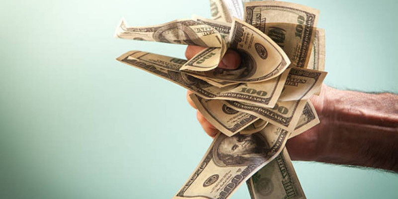 Жастарға қағаз ақшаның құны жоқ – Business Insider