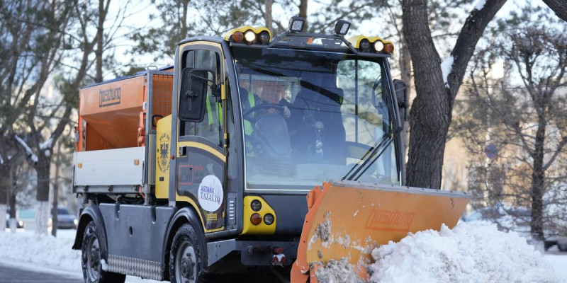 Елорданы кім оятады?