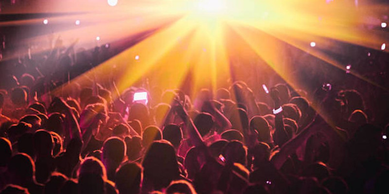 Түнгі клубта өрт болып, 23 адам тірідей жанып кетті