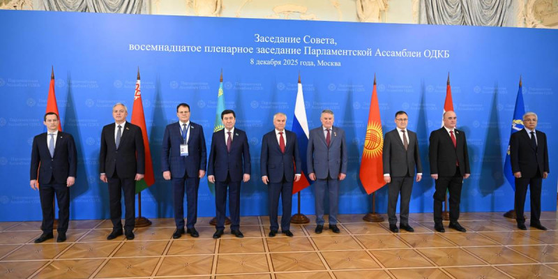 Ресей Президенті ҰҚШҰ Парламенттерінің төрағаларымен кездесті