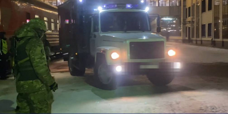 «22 рет пышақ сұққан»: Павлодарда кәсіпкерді өлтірген күдікті Ресейден экстрадицияланды