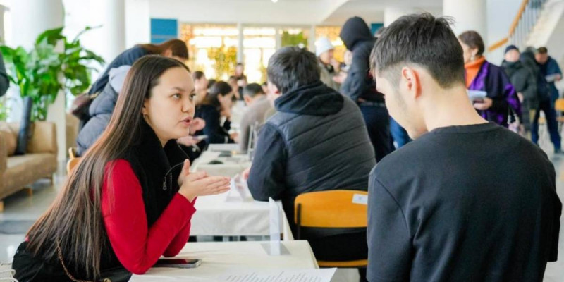 Астанада пробацияда тұрған азаматтарға 300-ге жуық бос жұмыс орны ұсынылды