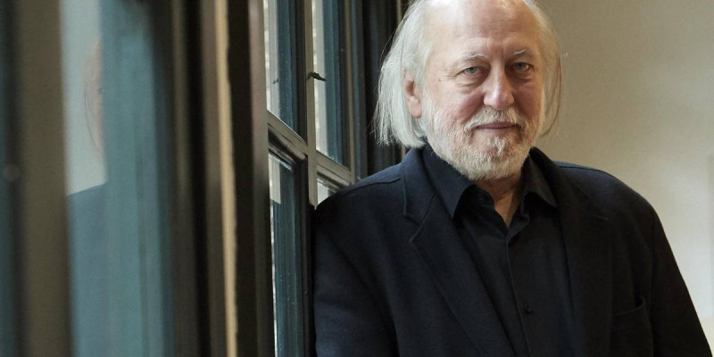 Періштелер жайлы сөйлеймін – Жазушы Ласло Краснахоркаидың Нобель мінберіндегі сөзі