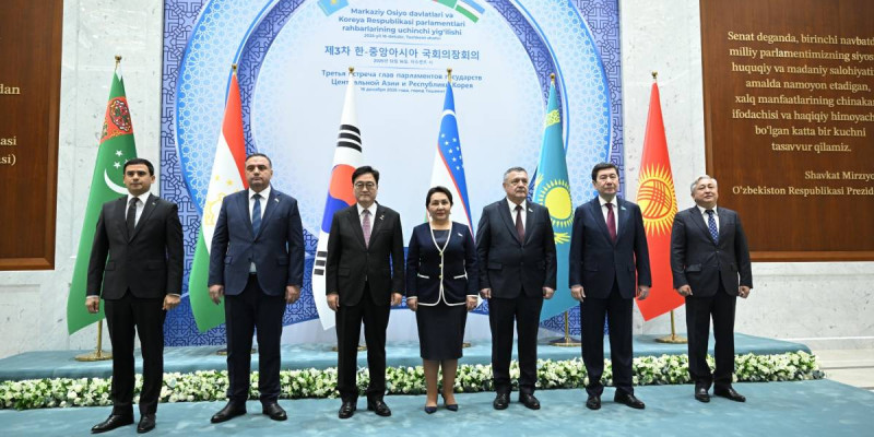 Қошанов парламентарийлерді өңірдің экологиялық мәселелерін шешуде Қазақстан Президентінің идеяларын қолдауға шақырды