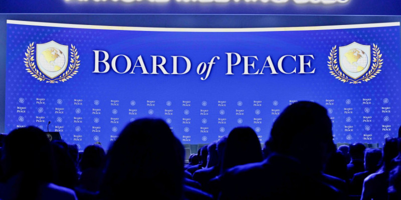 Қасым-Жомарт Тоқаев Давостағы Конгресс орталығына барды