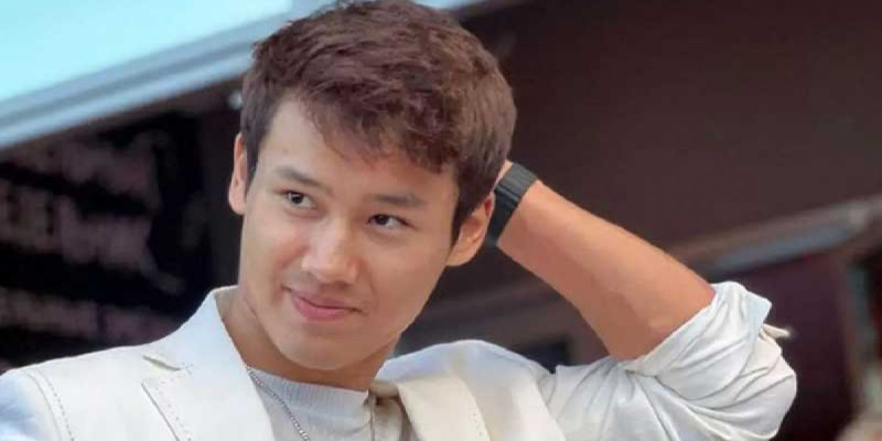 «Миллион теңгені әңгіме қылатын қыз…»: Еркебұлан Тоқтар желідегі талқылауға нүкте қойды