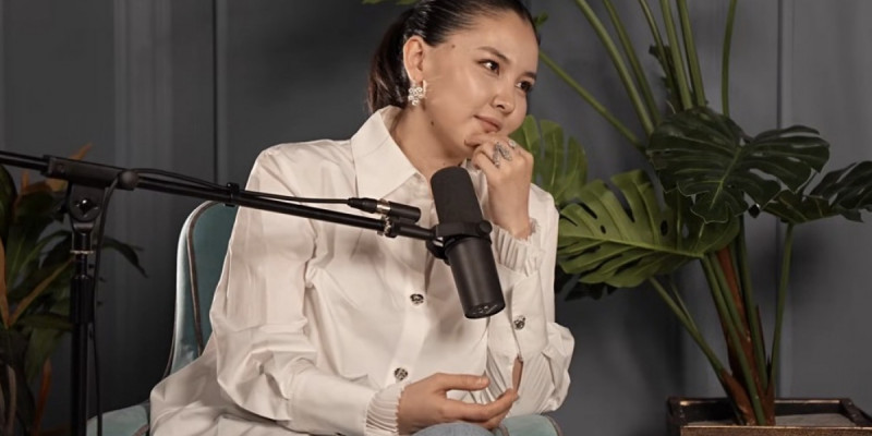 «Адамдар мен туралы небір әңгіме айтты»: Айдана Меденова жан сырын ақтарды