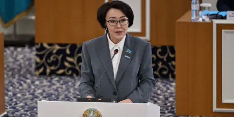 Конституция білім мен ғылымға, мәдениет пен ұлттық рухқа бағдар беруі керек – депутат