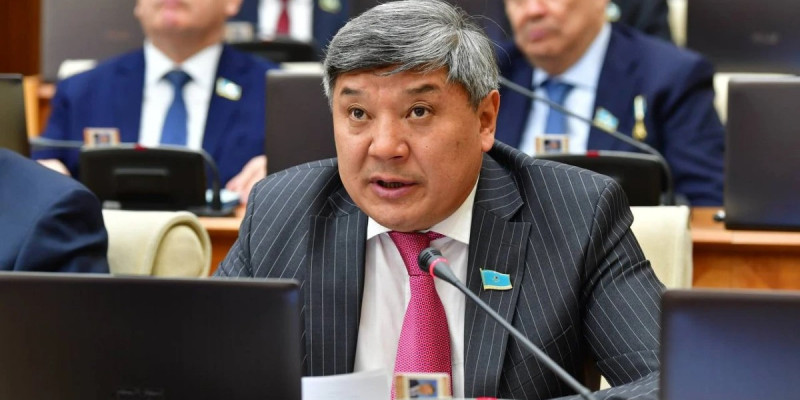 Аграрлық мамандықта оқитын студенттердің шәкіртақысын өсіру керек – Жанарбек Әшімжан