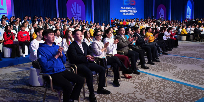 «Сіздер «Адал азамат» деген атқа лайықты істерді атқарып жүрсіздер»: Қасым-Жомарт Тоқаев волонтерлер туралы