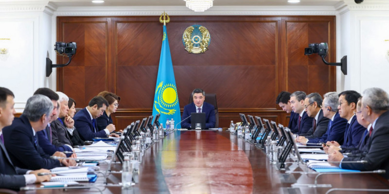 Олжас Бектенов: жаңа Конституция Президенттің стратегиялық бағытын бекіте түседі