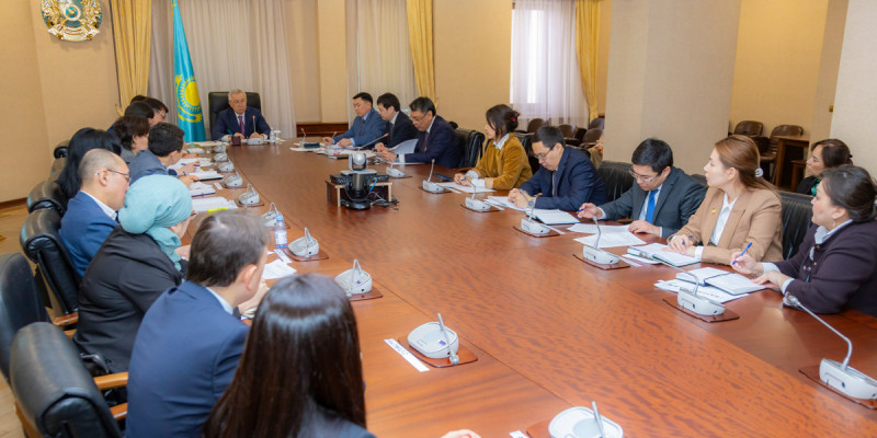 Үкіметте денсаулық сақтау саласына салық салудың жаңа нормасын қолдану мәселесі қаралды