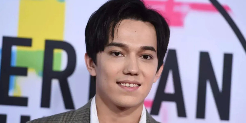 Латын Америкасы елдеріндегі жанкүйерлер Димаш Құдайбергеннің әнін қазақ тілінде орындады (ВИДЕО)