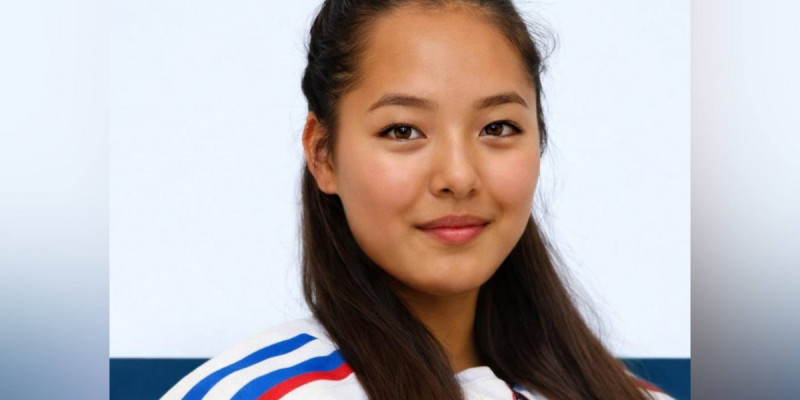 Ұлттық ұлан жауынгерінің қызы хоккейден әлем чемпионатында күміс жүлдегер атанды