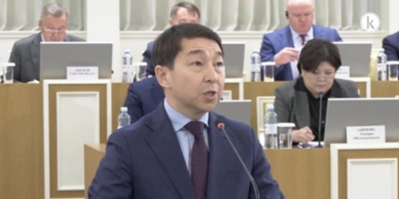 Конституциялық комиссия әрбір ұсынысты, пікір мен ескертуді мұқият зерделеуде – Бақыт Нұрмаханов