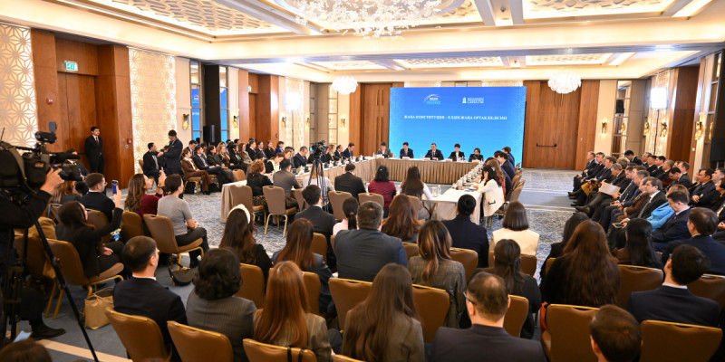 Мәулен Әшімбаев қоғамды Президент реформаларының айналасына топтасуға шақырды