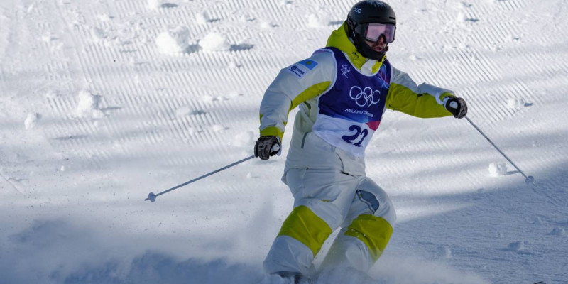 Олимпиада-2026: Павел Колмаков фристайл-могулдан финалдық кезеңге жолдама алды