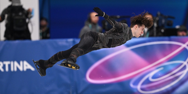 Олимпиада-2026: мәнерлеп сырғанаушы Михаил Шайдоров қысқа бағдарламада бесінші орын алды