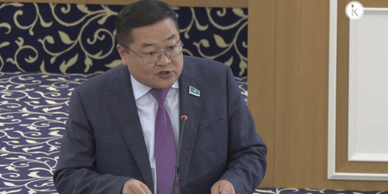 Жаңа Конституция жалпыхалықтық референдумға шығаруға дайын – Айдос Сарым