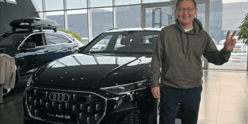 inDrive басшысы Михаил Шайдоровтың әкесіне көлік сыйламақ