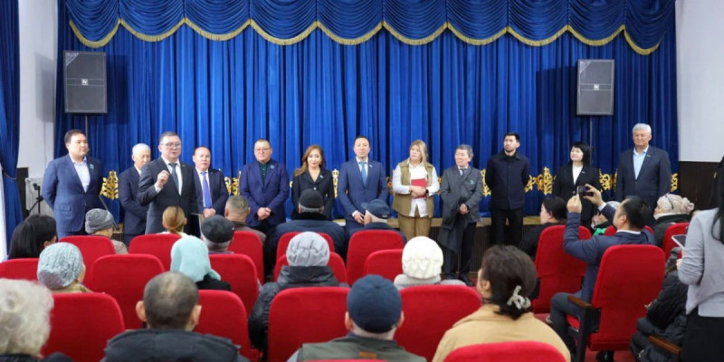 Референдум-2026: Абай ауданында Жаңа Конституцияны түсіндіру бойынша кездесу өтті