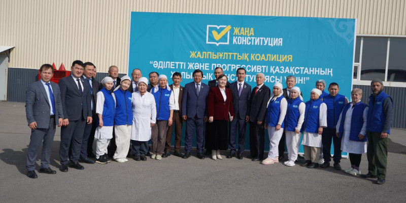 Коалиция мүшелері Түркістанда медицина, аграрлық және өндіріс салаларының өкілдерімен кездесті