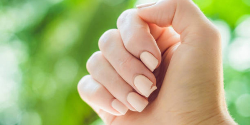 Тырнақ сынғыш болса не істеу керек?