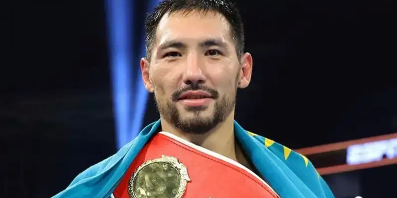 «Чемпиондық титулымды сақтап қалдым»: Жәнібек Әлімханұлы алдағы жекпе-жегіне қатысты ресми мәлімдеме жасады