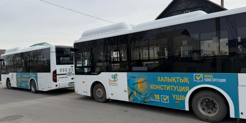 Қоғамдық көліктерде референдум туралы мәліметтер орналастырылды