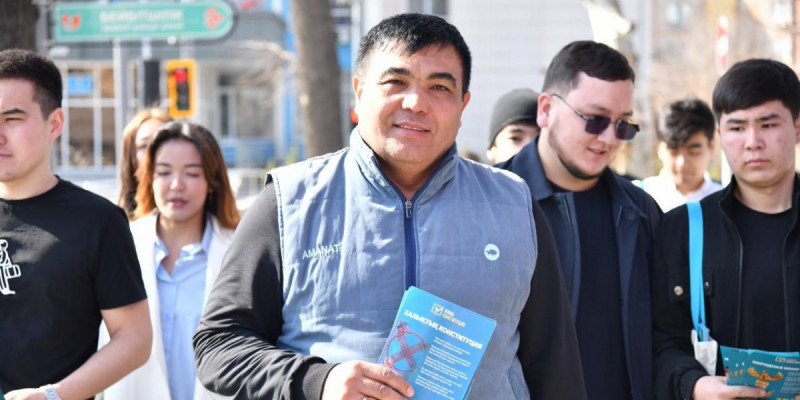 Өңірлерде азаматтарға Конституцияның негізгі баптары мен енгізілетін өзгерістер таныстырылды