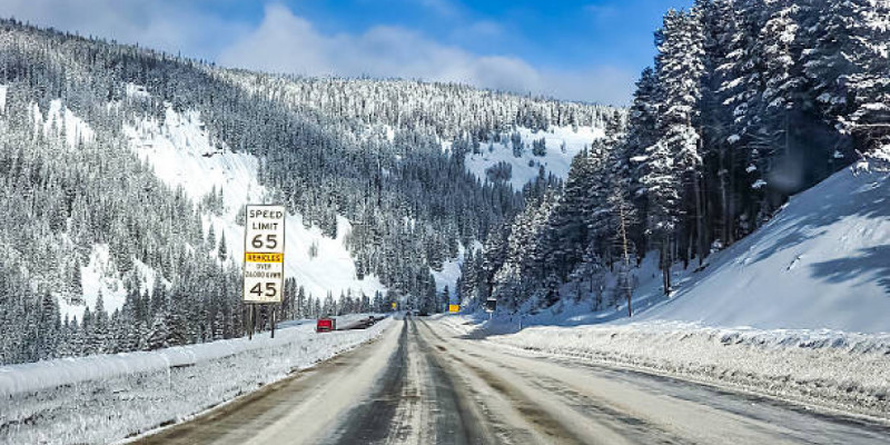 Екі облыста жол жабылды