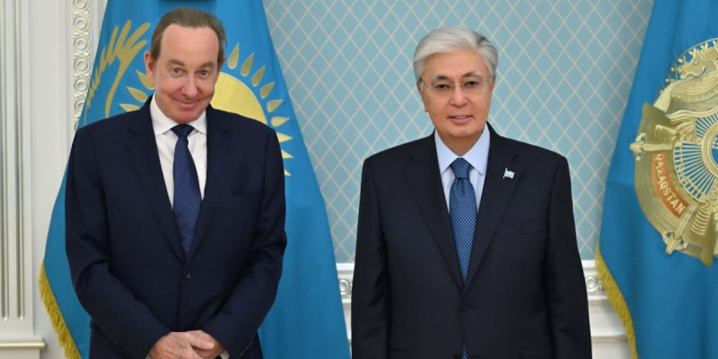 Президент Air Astana компаниясының бас атқарушы директорымен кездесті