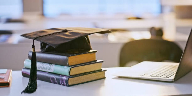 Былтыр Ұлттық ұлан сарбаздары 1300 білім грантына ие болған