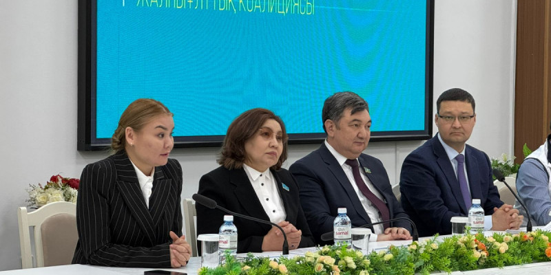 Бибігүл Жексенбай этномәдени бірлестік өкілдерімен кездесіп, жаңа Конституция жобасын талқылады