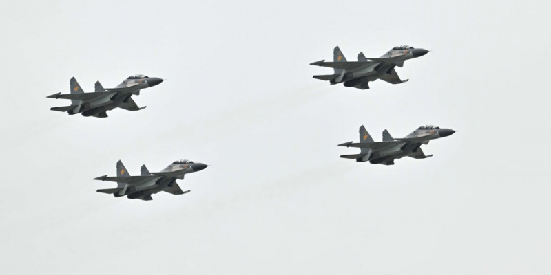 Қарағанды әуежайы маңында Су-30СМ ұшағы құлады