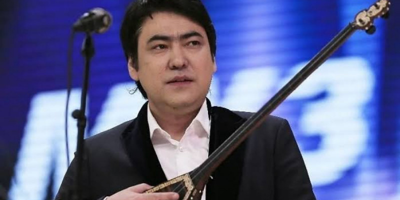 «Аңсайды жаным жабығып...»: Мейрамбек Бесбаев жазбасымен жұрттың назарын аударды