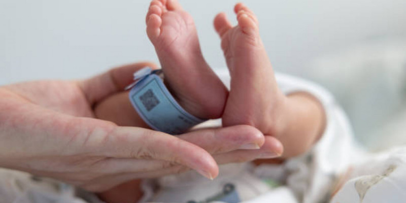 Павлодарда дәрігерлер жаңа туған нәрестені өлімнен аман алып қалды