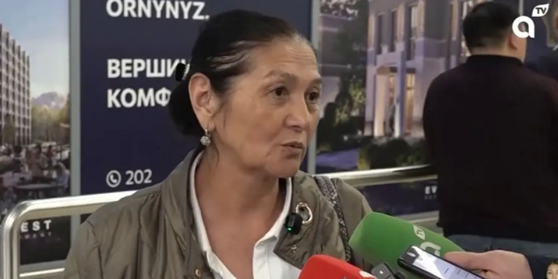 «Қадірін түсіндік»: Оманнан Алматыға оралған отандастар басынан кешкен сезімдерін бөлісті