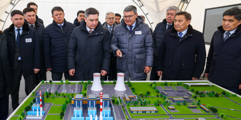 Олжас Бектенов Көкшетауда ЖЭО салу жұмысын тексерді