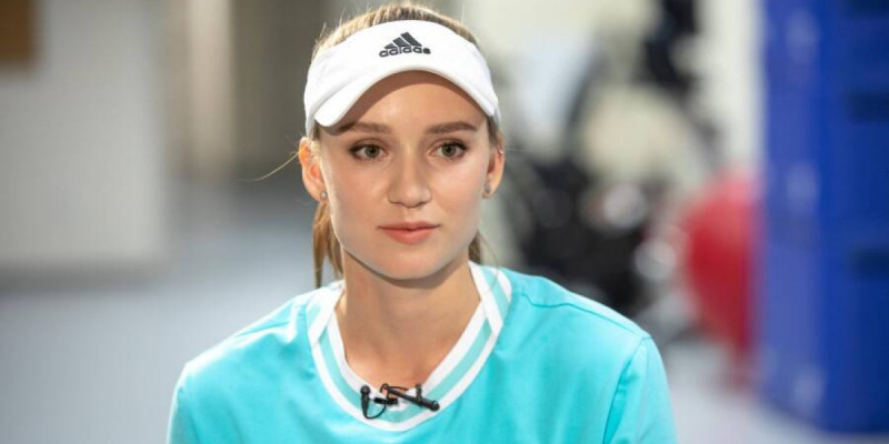 Рыбакина WTA 1000 турнирінің алғашқы кездесуінде жеңіске жетті