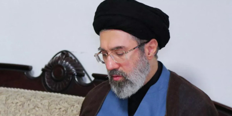 Моджтаба Хаменеи Иранның жаңа жоғарғы көшбасшысы болып сайланды