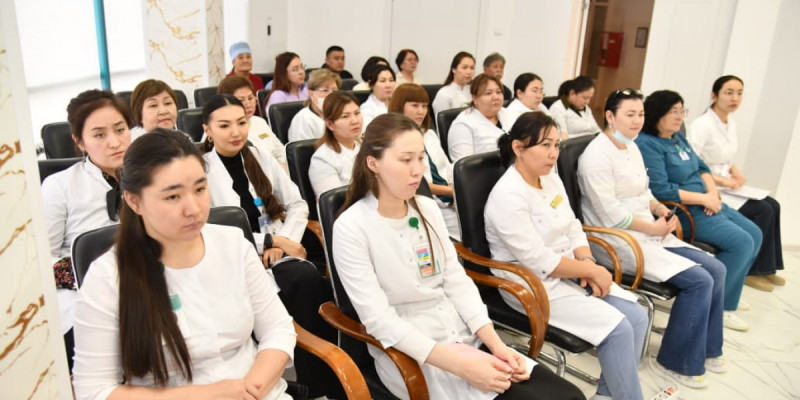 Атырауда дәрігерлерге жаңа Конституциядағы өзгерістер түсіндірілді