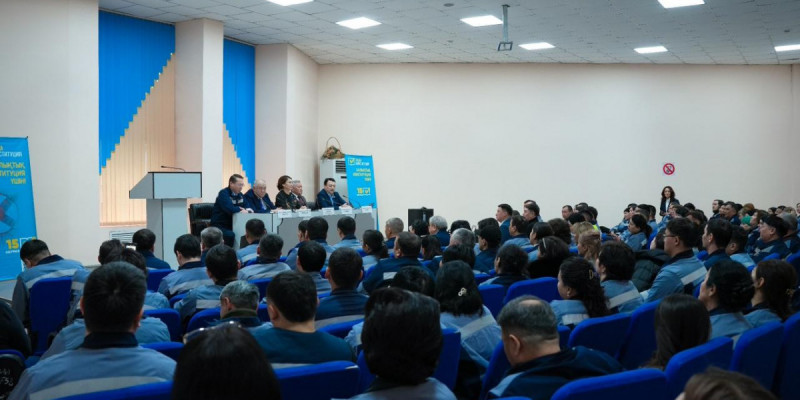 Ұлытау облысында Жалпыұлттық коалиция мүшелері шахтерлермен жаңа Конституция жобасын талқылады