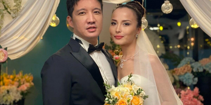 “Махаббатың үшін рахмет”: Әнші Айқын Төлепберген әйелі жайлы жазба жариялады